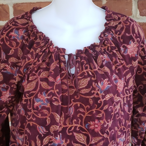 🏡DV Chaps Denim Jacobean Cotton Peasant Blouse - Picture 2 of 7